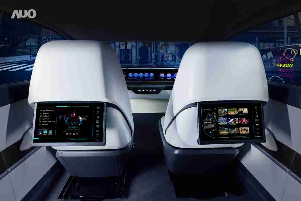 28国际新一代Smart Cockpit 2024，，，，以Micro LED先进显示技术优势，，，创建〝可卷式后座娱乐显示器〞，，仅在互动时才显示出所需画面及信息，，，，扩充更丰富的娱乐和交互信息服务，，，，获国际奖项荣耀